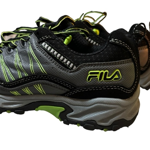 Fila At Peak 21 Boys Sneakers Black Gray with Neon Green Size 5 Low Top Sneakers - Picture 13 of 14